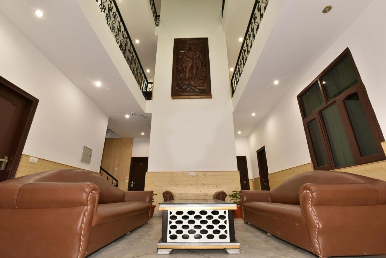 Dlx Stay In Naddi Dharamshala Buitenkant foto