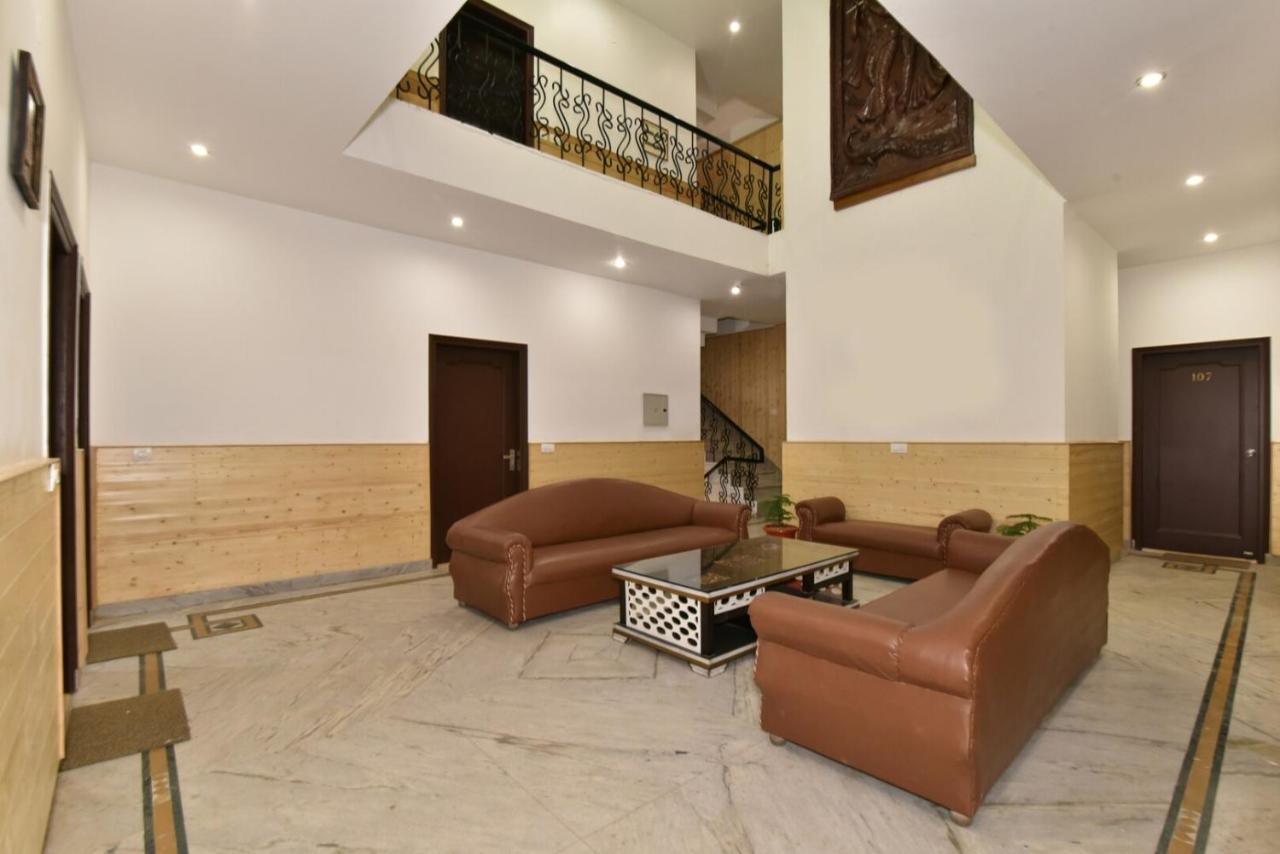 Dlx Stay In Naddi Dharamshala Buitenkant foto